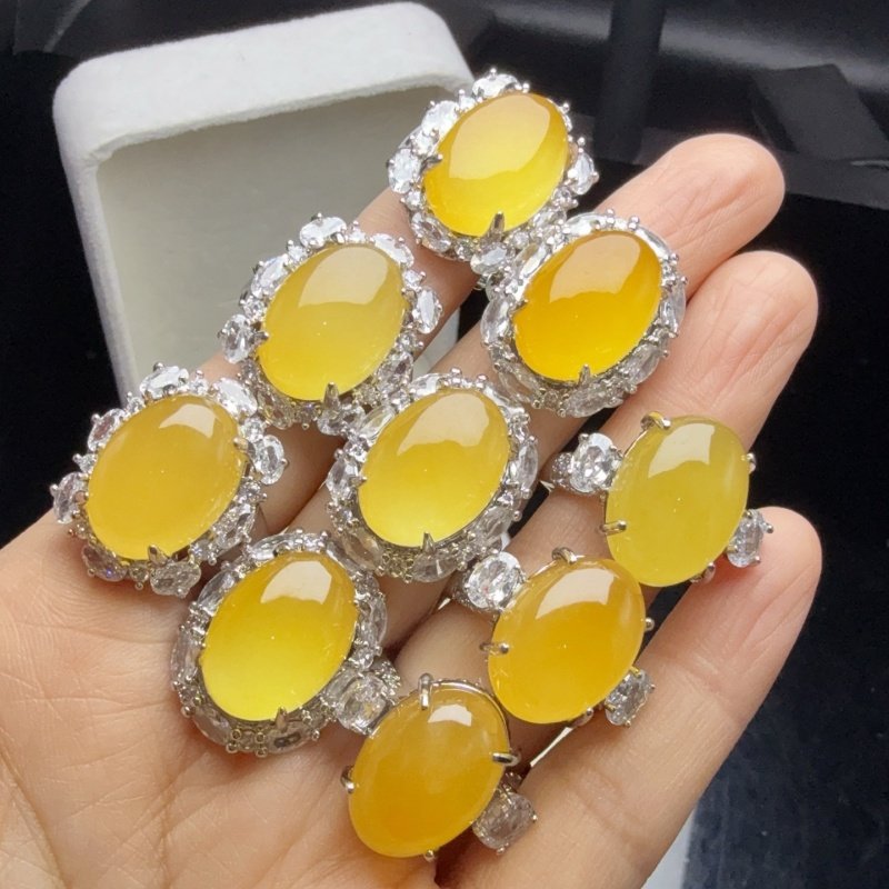 天然缅甸老坑翡翠冰种黄翡冰黄橘黄鸡油黄镶嵌椭圆大戒面玉石戒指,珠宝/钻石/翡翠,戒指/指环,淘宝优惠券,粉丝福利购,淘宝优惠卷