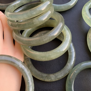 【蛇年新品】天然岫玉手镯茶色暴风雪显白油润一物一图F41