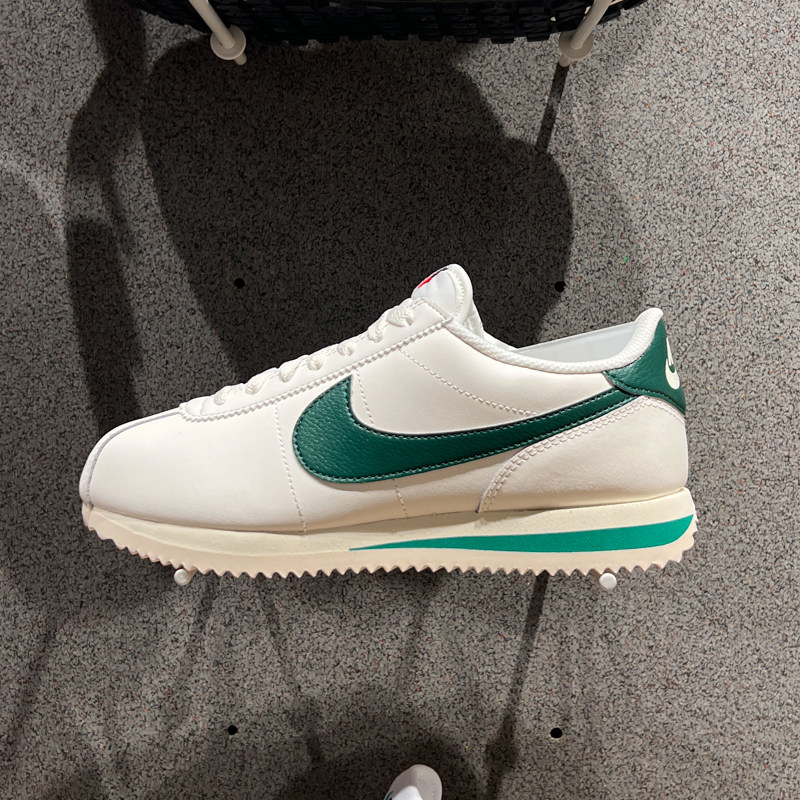 Nike耐克女鞋阿甘鞋运动休闲鞋