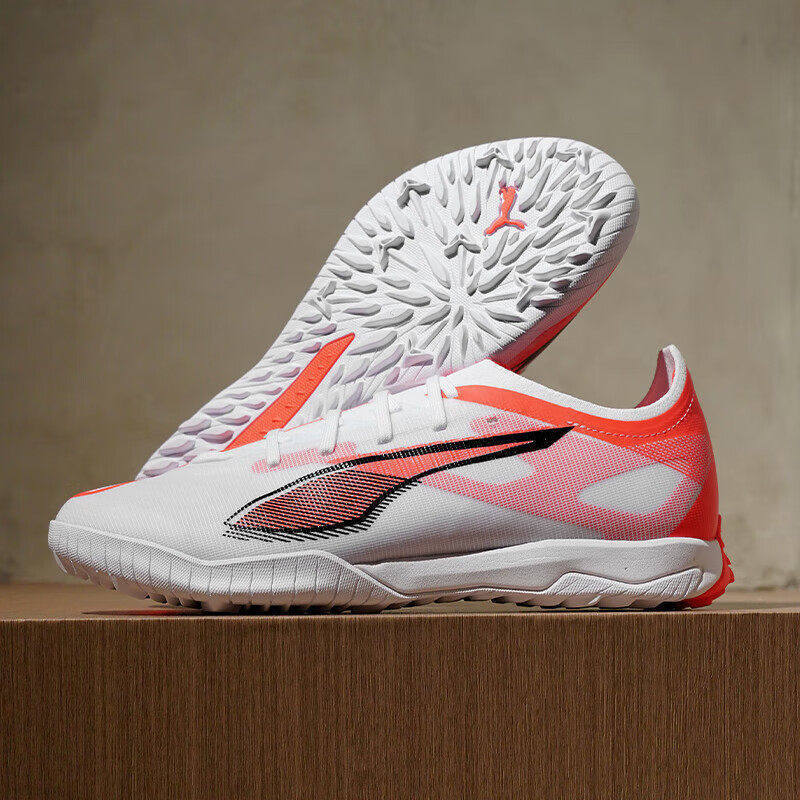 PUMA彪马男鞋2025春新款TT碎钉比赛训练舒适运动足球鞋 108351-01