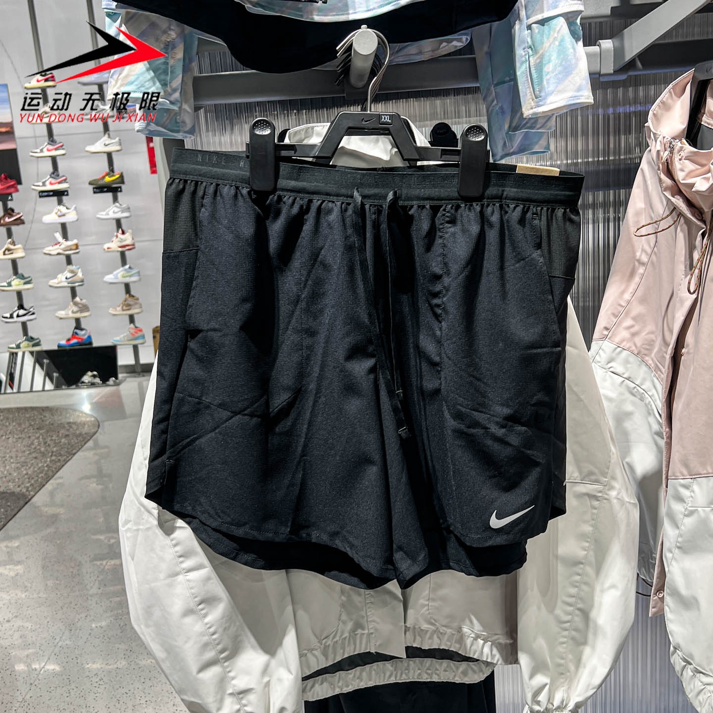 Nike耐克2026春季新款StrideDri-FIT 男子速干跑步短裤IF2051-010