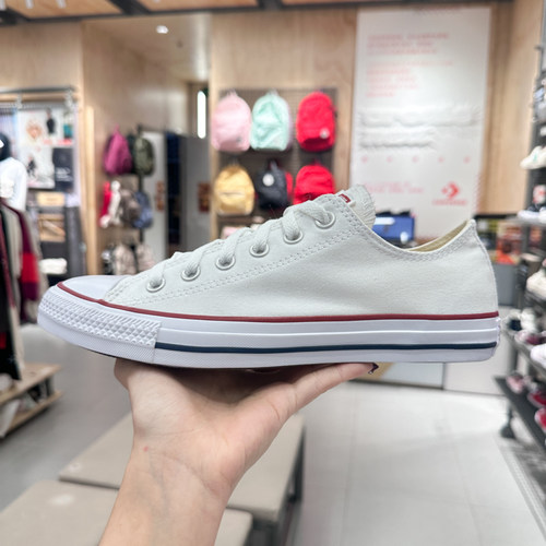 CONVERSE匡威男女情侣款帆布鞋