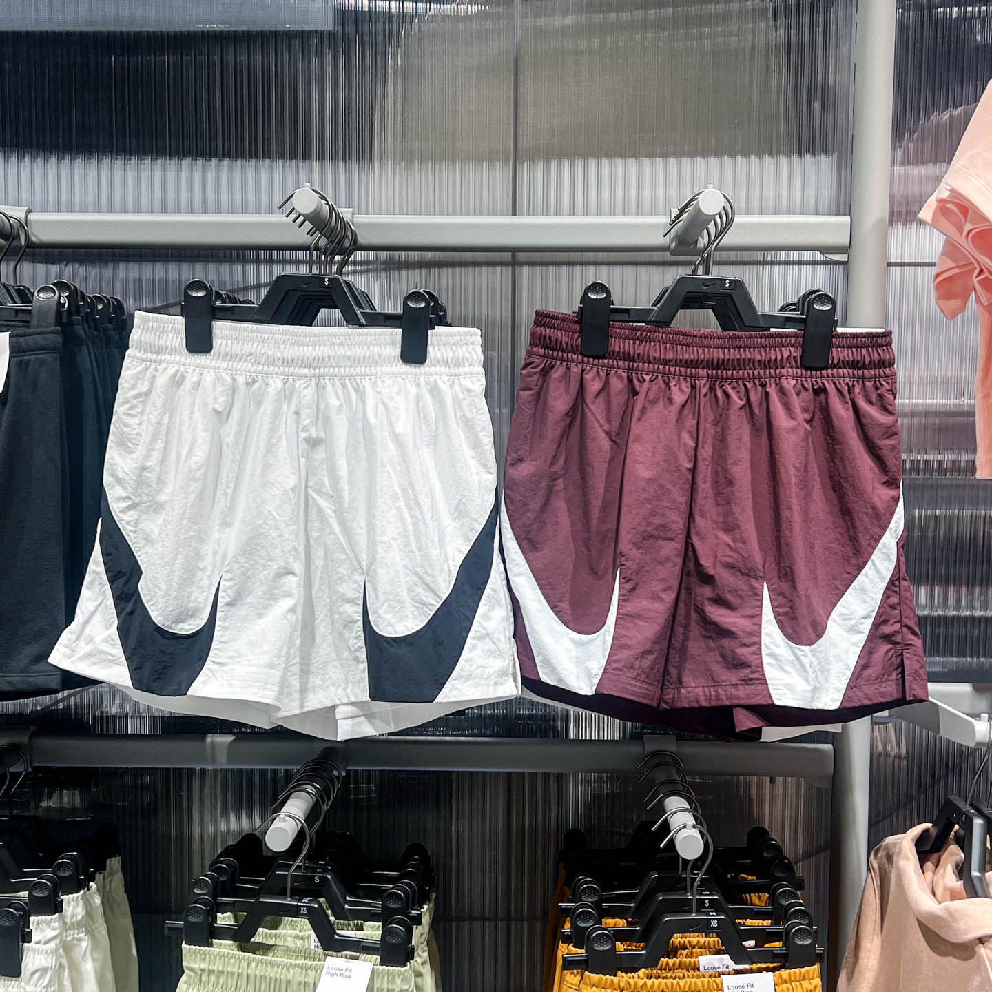 NIKE耐克女装2025秋新款运动休闲梭织速干透气短裤HV2360-100-652
