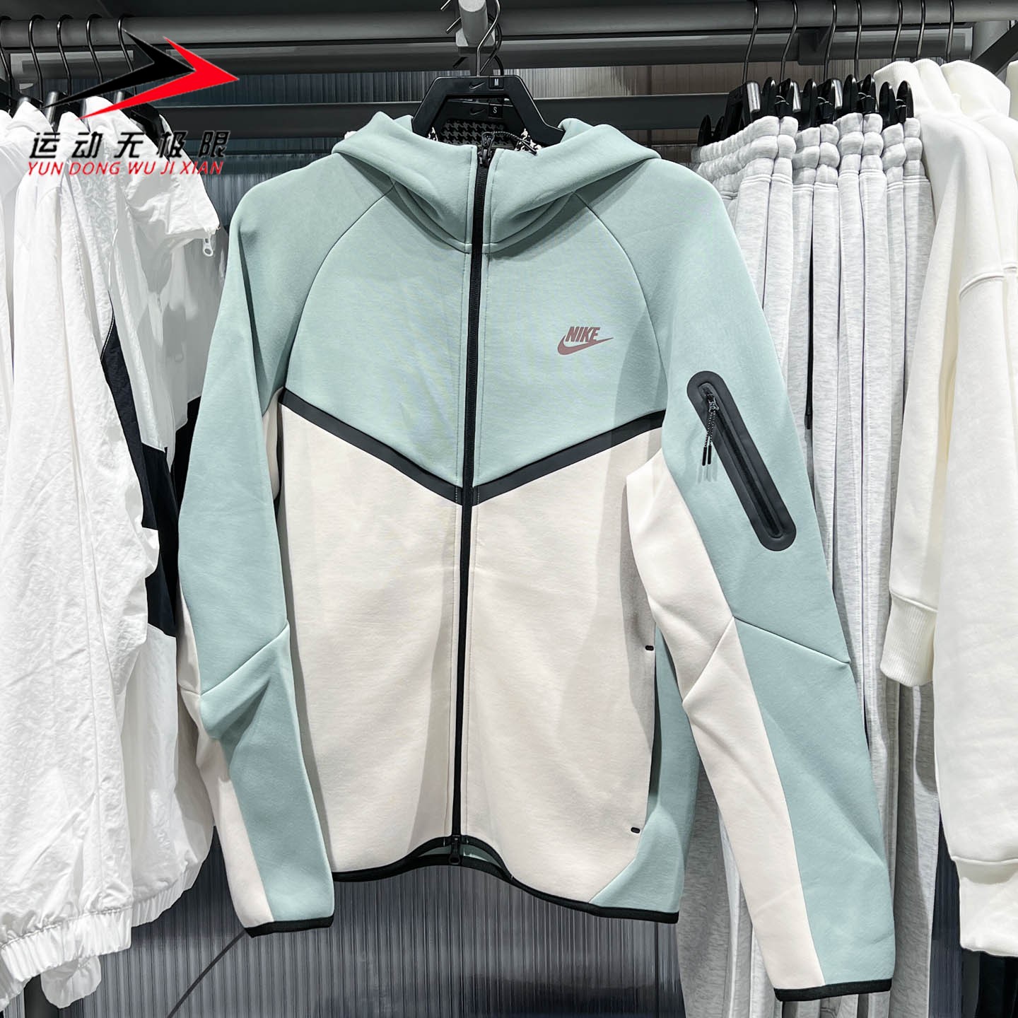 Nike耐克2025冬季款风行者系列男子全长拉链开襟连帽衫HV0950-020