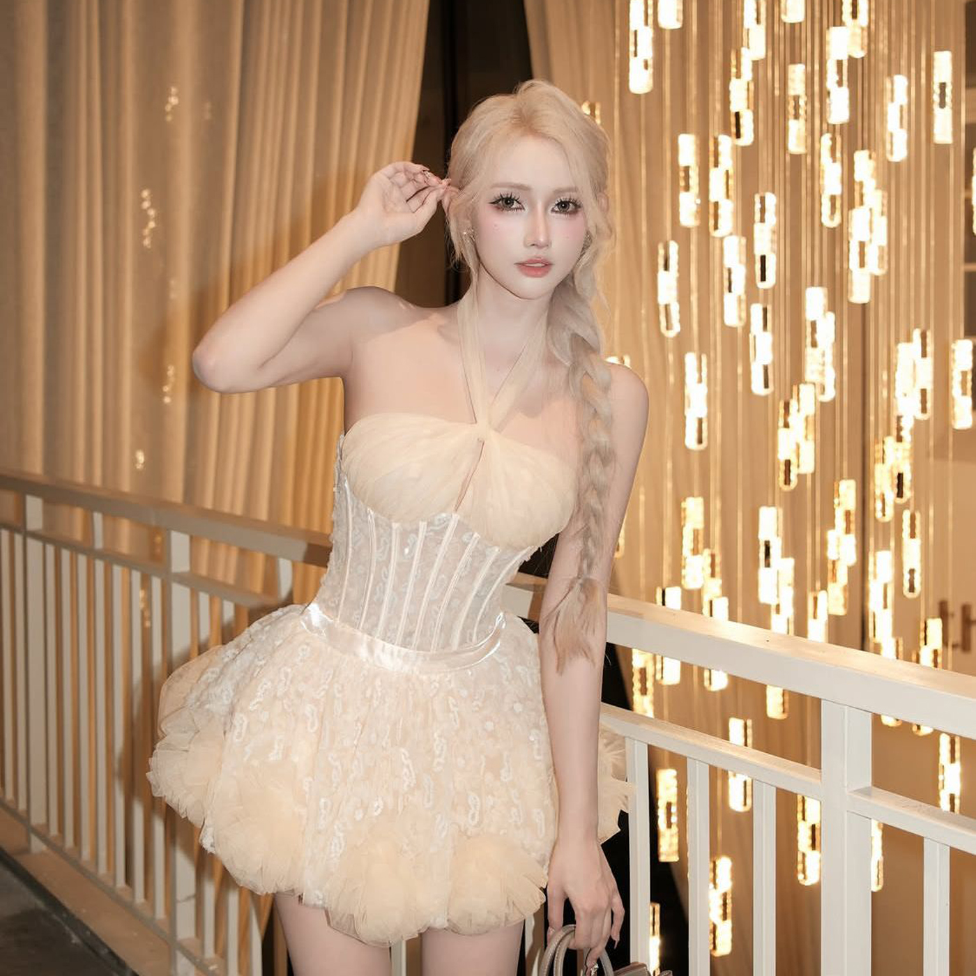 甜美法式挂脖抹胸礼服生日礼服