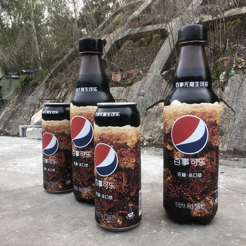 大型可乐百事瓶子广告模型