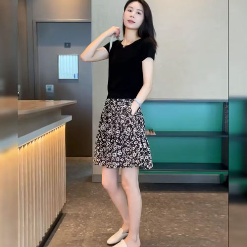 夏季修身短袖碎花裙两件套女显瘦