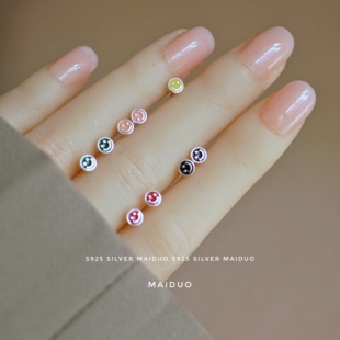 可爱彩色笑脸圆形耳钉s925纯银女百搭简约迷你小巧个性养耳洞新