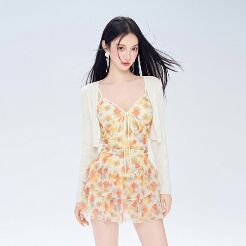 泳衣女款2026年新款爆款泡温泉绝美成人女士连体保守泳装高级感