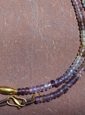 晨岸.枫叶高级感彩色蓝宝石与18k金项链Lotus Mann