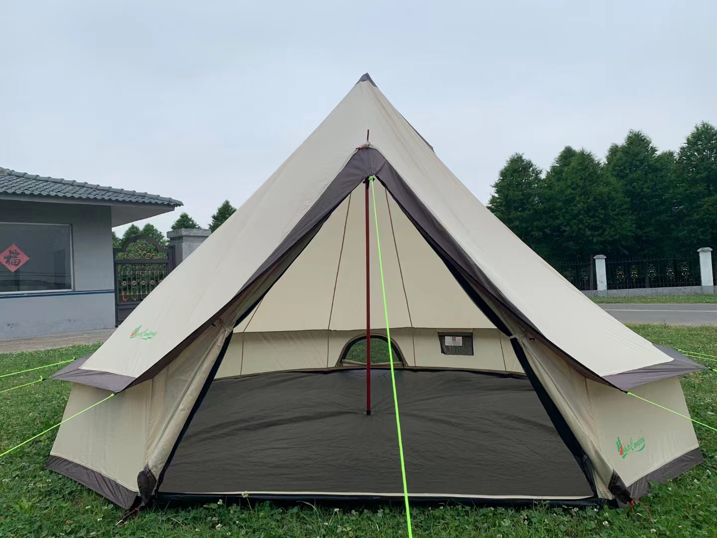 苏动户外大帐篷适合一家人出游