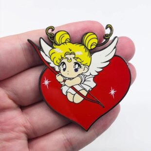 美少女战士动漫周边金属胸针 卡通Q版可爱水兵月爱心书包徽章pins