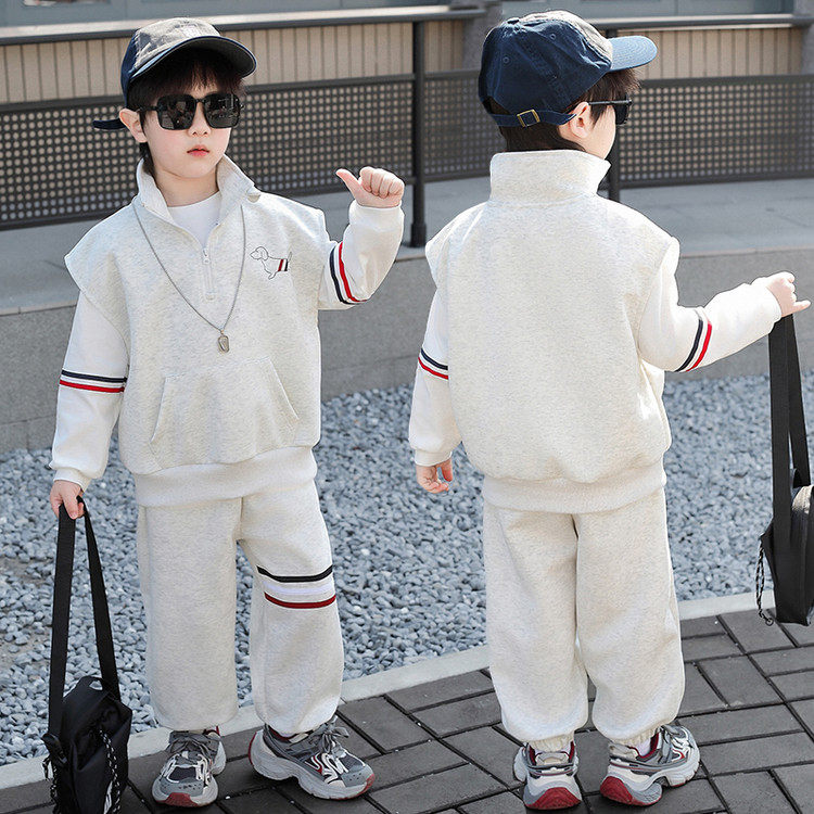 男童春装套装2026新款酷帅儿童装洋气运动服三件套中小童男孩春秋