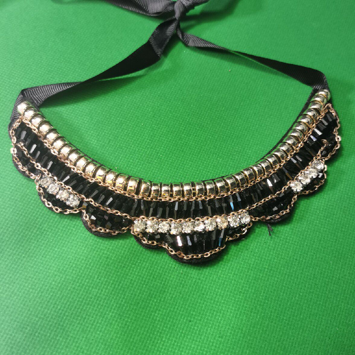2019 NEW KOREAN VERSION OF THE KOREAN VERSION OF THE HAND-SEWN FALSE COLLAR MOON CRYSTAL FAKE COLLAR FAKE COLLAR DECORATIVE NECKLACE