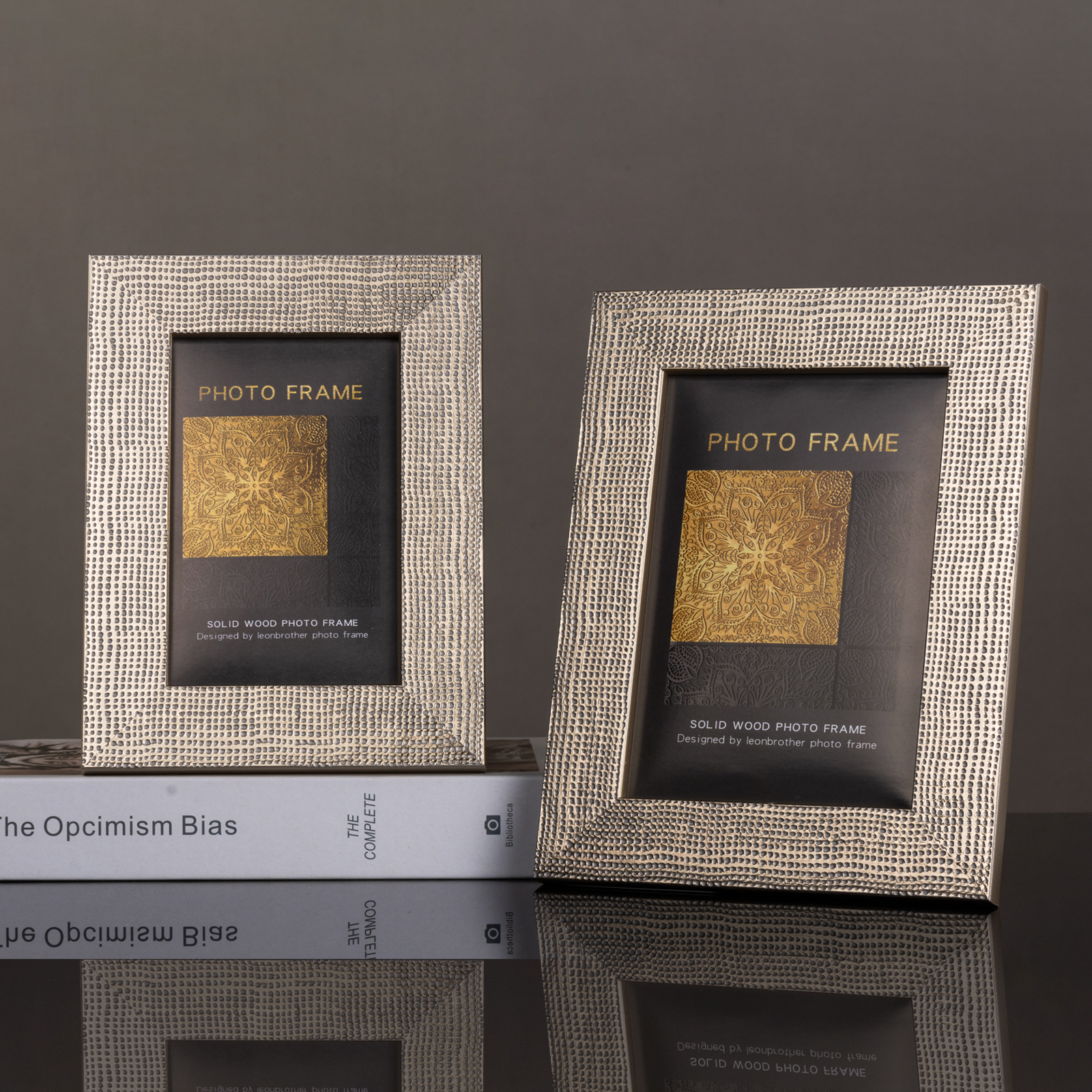 cleoframe实木现代金属质感摆台