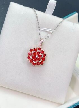 天然红蓝宝吊坠颗颗精品925银精工镶嵌主石尺寸3×4mm 红色蓝宝石