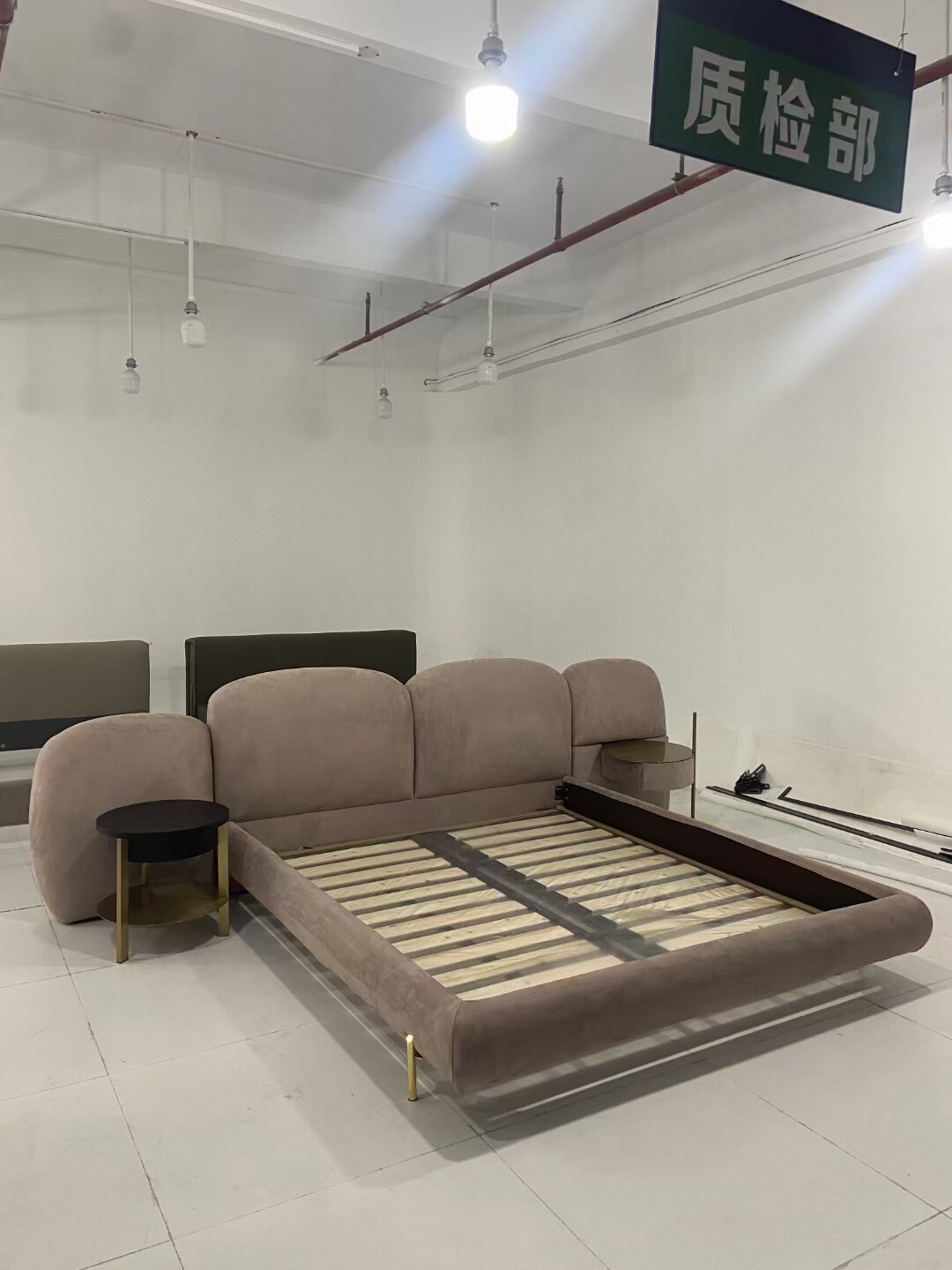 高宋意式极简布艺床现代简约高端磨砂布设计师主卧石头床