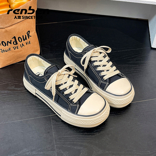 人本帆布鞋女款2026春夏秋季新款透气软底学生增高黑色百搭板鞋子