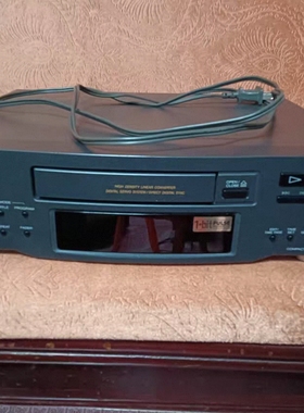 索尼CDP–M33，电源可调，默认220v，kss240光头，索尼一比特解码