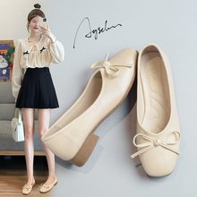 蜘蛛王韩版方头粗跟单鞋女2024浅口中跟软皮奶奶鞋舒适工作鞋时尚