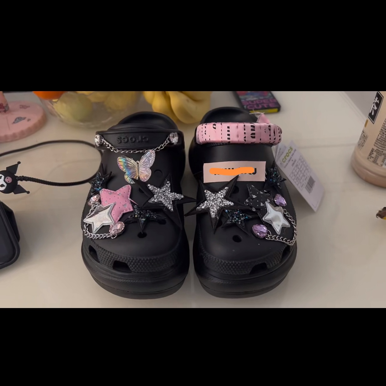 商品洞洞鞋鞋花鞋扣多巴胺穿搭粉红鞋带配饰配件diy搭配卡洛驰