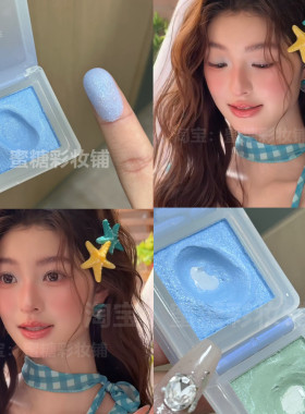是海盐薄荷味的韩杂妆容 少女夏日氛围感蓝色单色眼影 细闪银蓝色