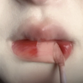 无遮瑕伪浅唇 深唇橡皮擦被俺找到了 绒绒杏色低饱和裸色唇釉打底