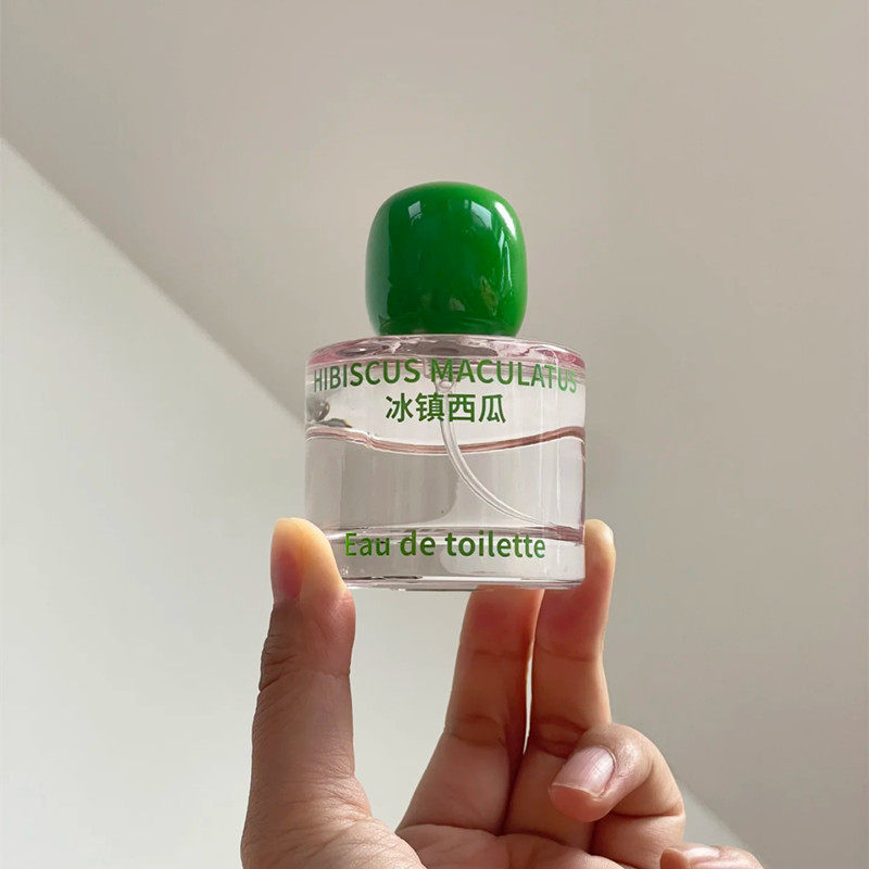冰镇西瓜！太夏天漏！甜甜凉凉的西瓜芯炫嘴里的清爽感小众香水