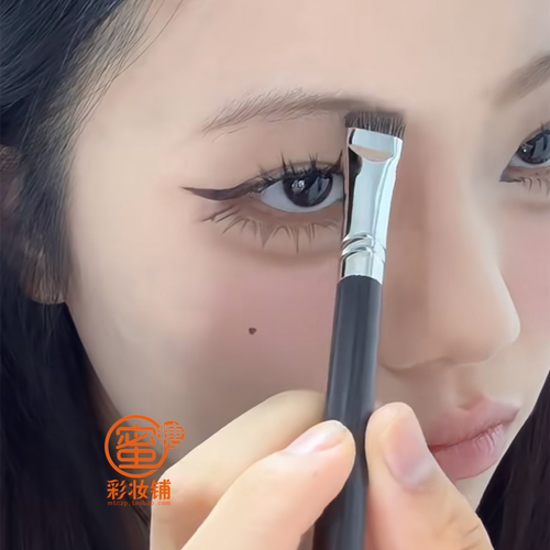 搞笑 不会有人现在还不会画眉毛吧 大号宽眉粉刷刀锋斜角野生扫眉