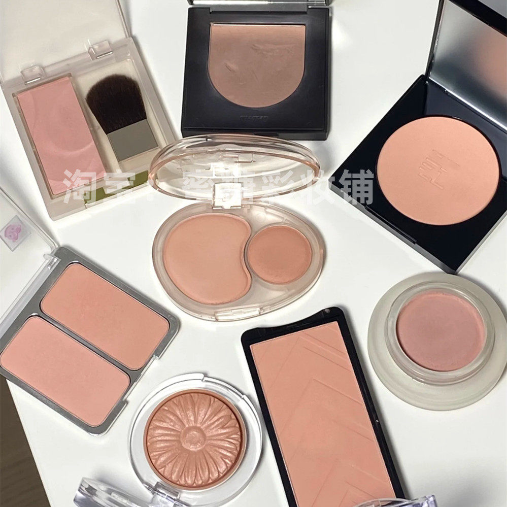 陷入裸杏色旋涡...好幸福气质奶茶调裸色收缩色腮红亚裔女高Jaden,彩妆/香水/美妆工具,腮红/胭脂,淘宝优惠券,粉丝福利购,淘宝优惠卷