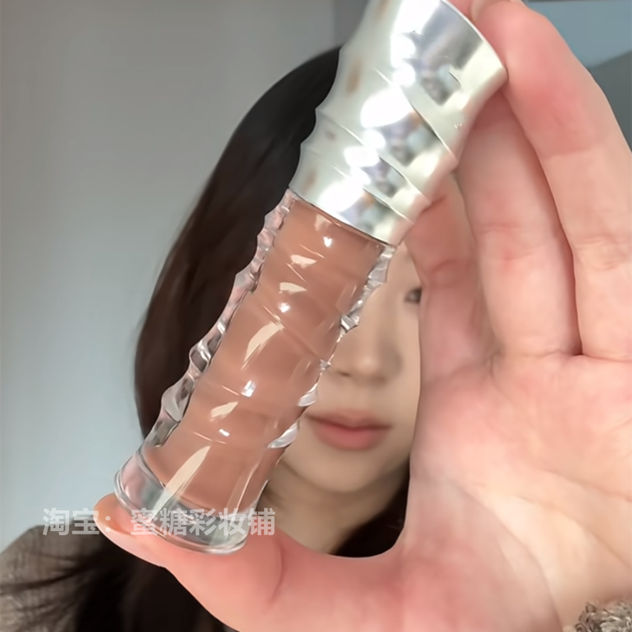 好高级的肉感裸米棕 不愧是断货王Nusy 裸色轻欧美亚裔唇蜜唇釉 - 实物图