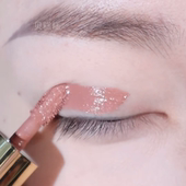 日常温柔又有轮廓感 埃菲尔铁塔哑光细闪灰粉棕色 oo平替液体眼影