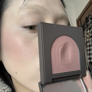 这合理吗？？这么好看的颜色怎么停产了 超美橡皮粉腮红灰裸藕粉