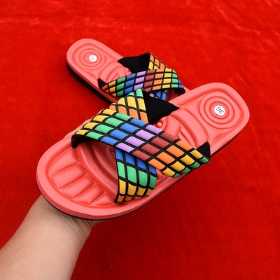 香港经典时尚轻便交叉泡沫底拖鞋