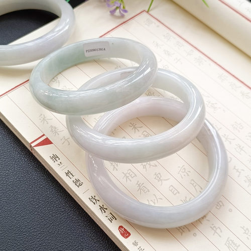 天然贵州翠手镯女款翡翠色飘花手镯送礼佳品送妈妈礼物玉手镯正品