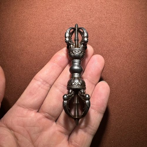 尼泊尔藏传天铁錾刻金刚杵吊坠陨铁挂件法器配饰佛珠手串文玩配件
