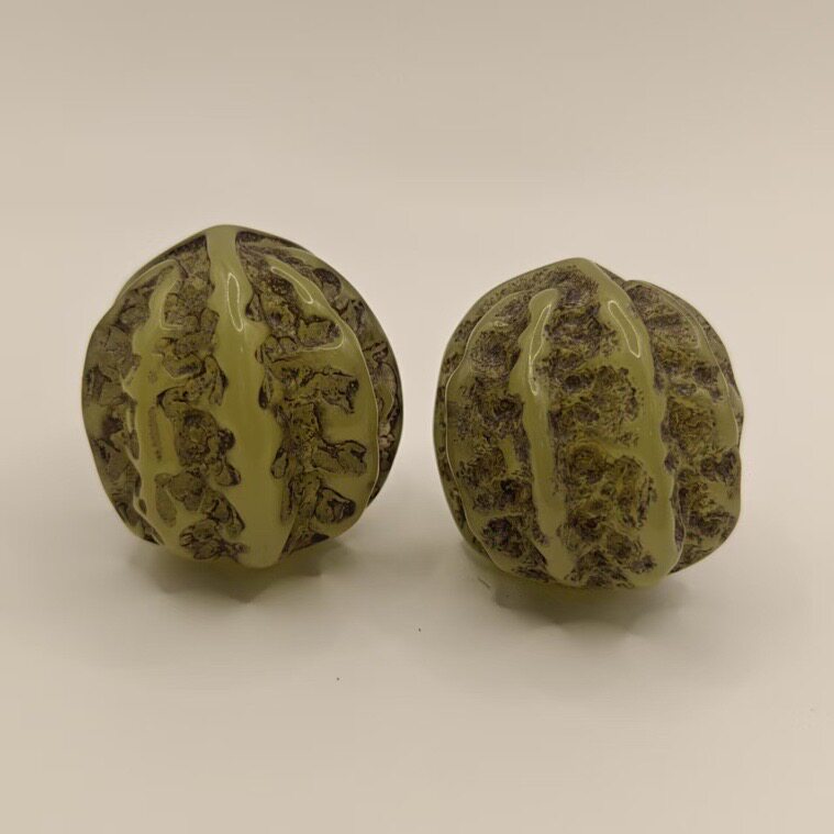 古玩杂项收藏夜光核桃一对把玩老式装饰品送礼自留工艺品手把件