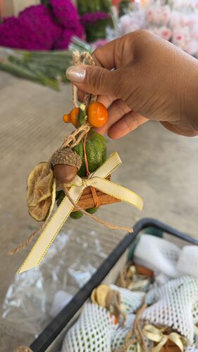 鲜花派玫瑰专属福利20支随机玫瑰送佛手柑挂件一个包邮顺丰空运