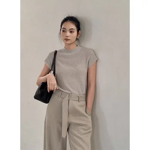 CLEAN SPACE-2025新款温柔亲肤针织T恤女温柔百搭上衣 53196