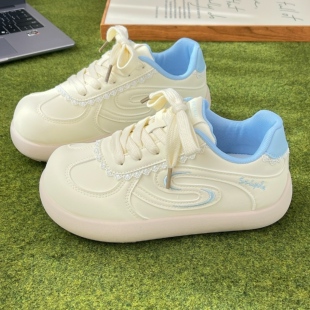 奶黄色厚底小白鞋女2026春季新款百搭增高泡芙白色板鞋休闲运动鞋