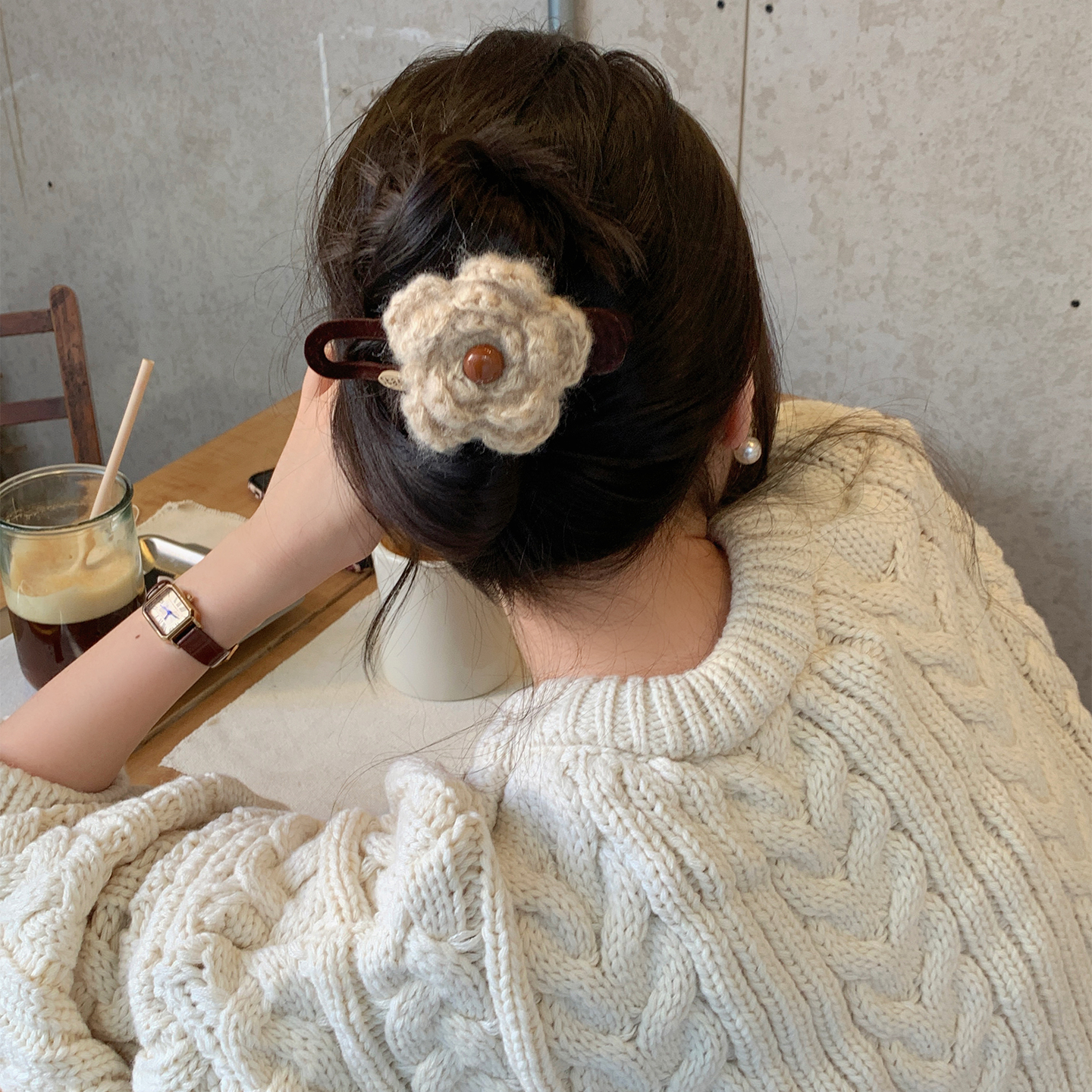 懒懒假日~咖底米色花朵懒人抓夹