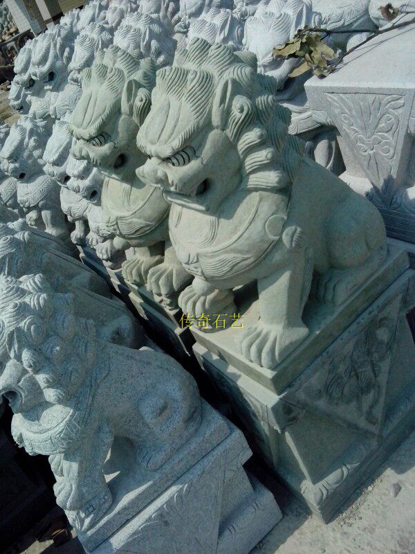 天然青石雕刻狮子北京狮吉祥北狮古典镇宅护院惠安原石雕祥狮一对
