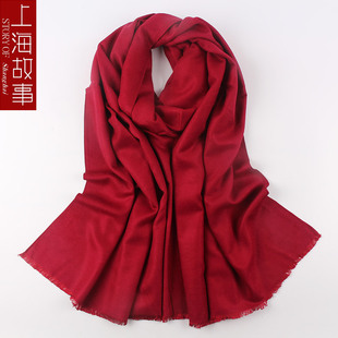 杭州丝绸围巾女春秋冬天长款中老年棉保暖加厚妈妈款披肩两用黑