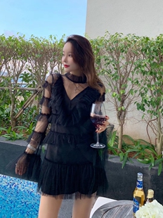 周冬雨奚梦瑶明星同款拼接超仙女裙蕾丝网纱透视荷叶边蛋糕连衣裙