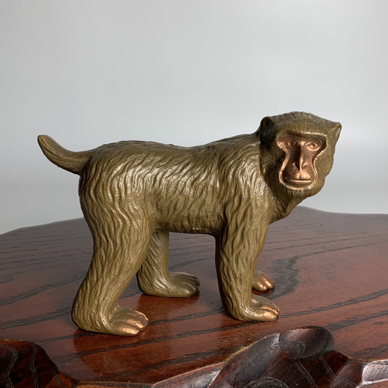 中古日本南部铁器 铸铁工艺品生肖猴干支置物猿猴摆件重1.3公斤