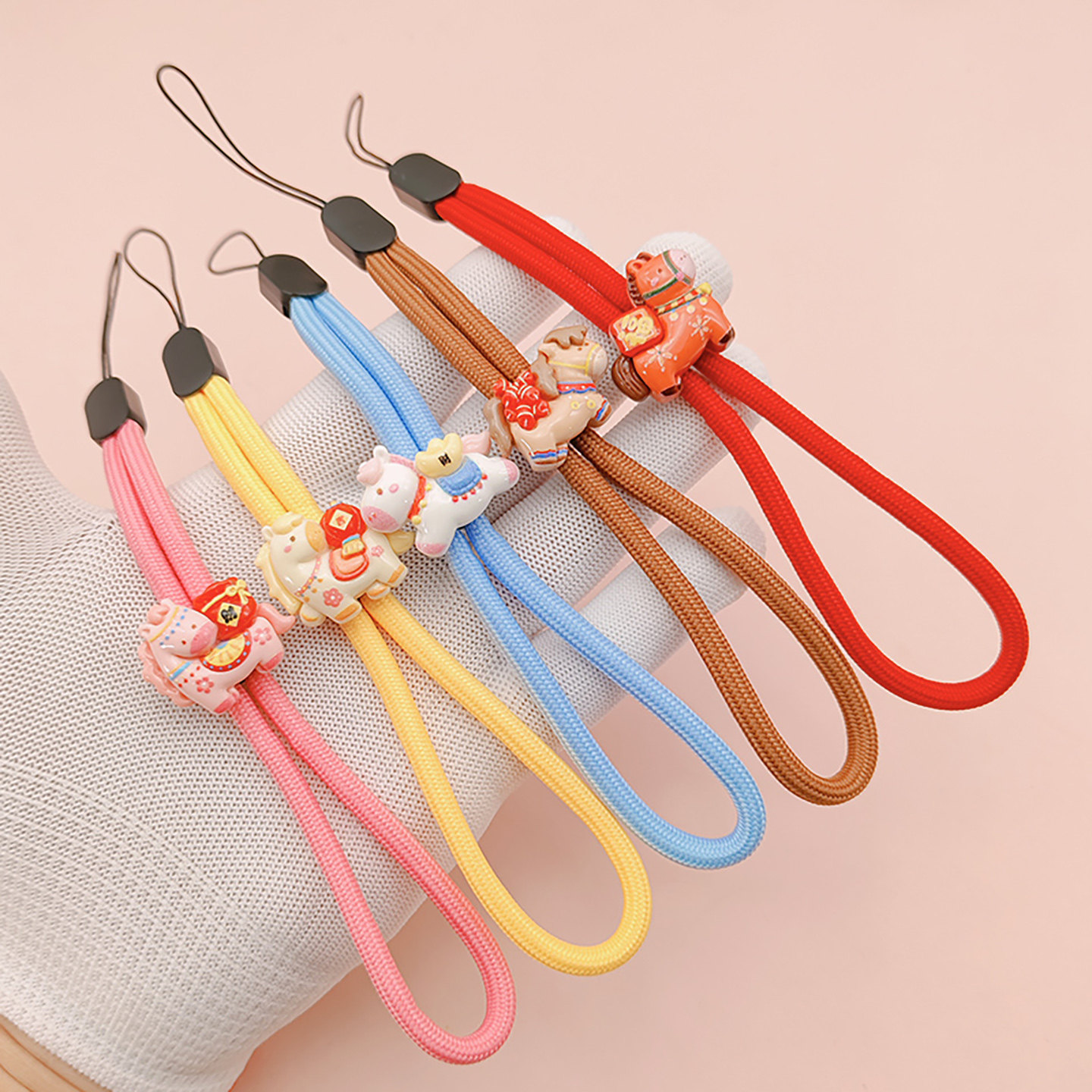 新年马宝宝喜庆手机挂绳可调节可爱卡通手腕短绳u盘钥匙扣挂链杯,节庆用品/礼品,钥匙扣,淘宝优惠券,粉丝福利购,淘宝优惠卷