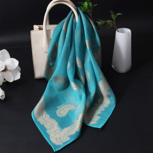 经典方巾杭州丝绸围巾女妈妈洋气真丝羊毛混纺显白刺绣丝巾孔雀蓝
