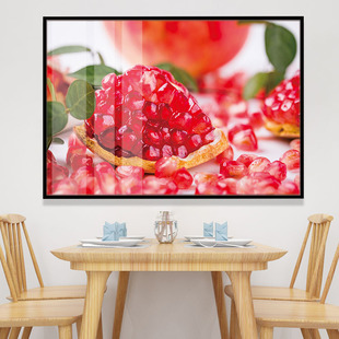 现代大红色石榴籽装饰画多子多福轻奢晶瓷画家庭餐厅饭桌横向挂画