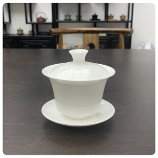 超薄胎骨瓷茶具马蹄盖碗