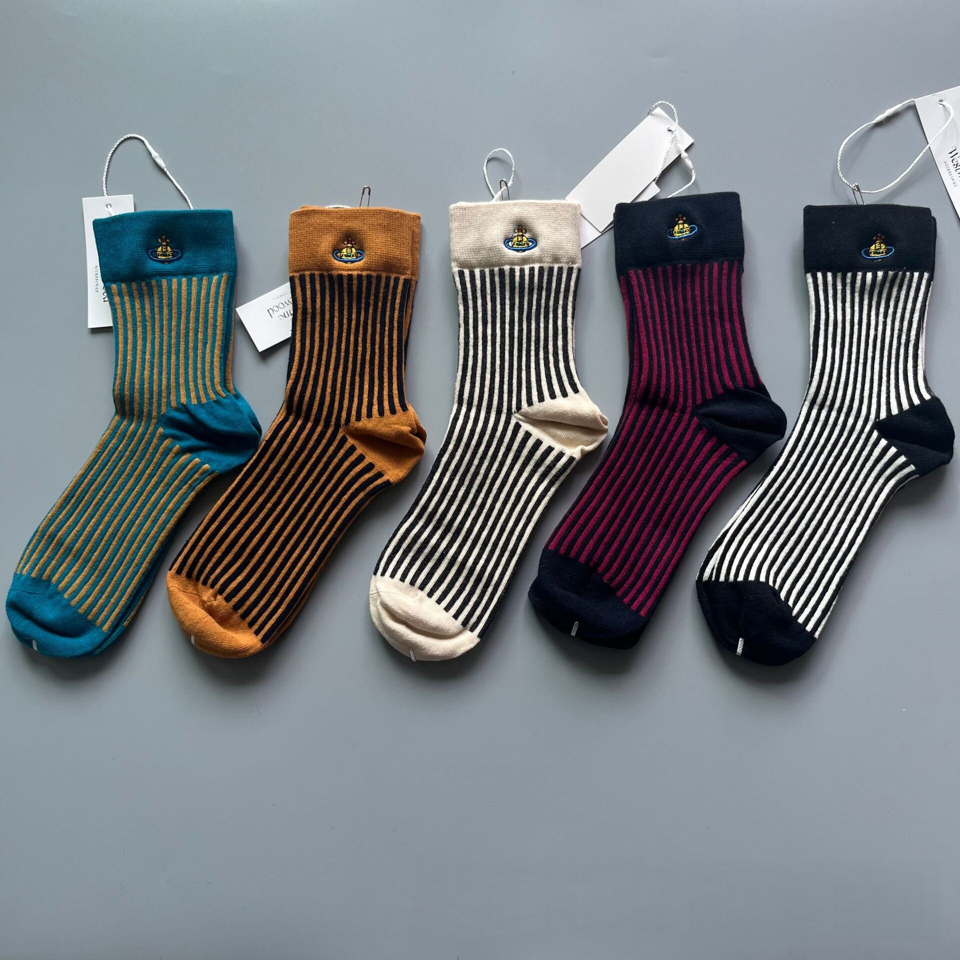 春季女士纯棉竖条棉袜子五色可选土星刺绣中筒袜拼色袜子复古女袜